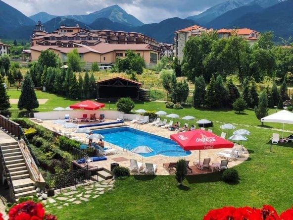 Дава се под наем Едностаен апартамент в Банско - 46 кв.м за 306 € - Снимка #1