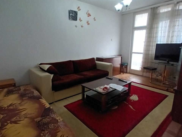 Двустаен апартамент в Омуртаг - 53 кв.м за 674 €/кв.м - Снимка #1