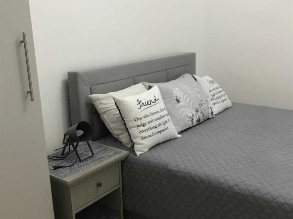 Дава се под наем Двустаен апартамент в Бургас, Братя Миладинови - 54 кв.м за 193.8 € - Снимка #1