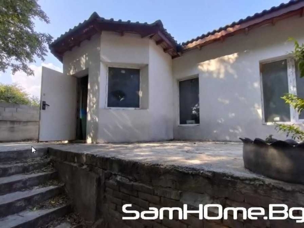 Къща в Варна, Христо Ботев - 65 кв.м за 2000 €/кв.м - Снимка #1