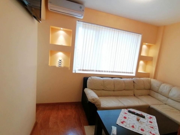 Дава се под наем Тристаен апартамент в София, Овча купел 1 - 70 кв.м за 649 € - Снимка #1