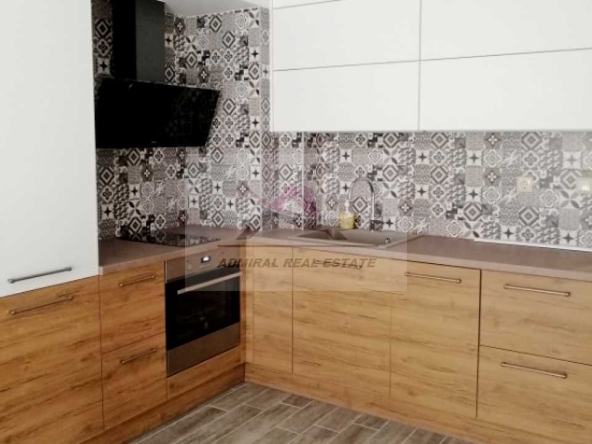 Дава се под наем Двустаен апартамент в Варна, Конфуто - 54 кв.м за 425 € - Снимка #1