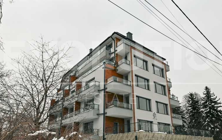 Тристаен апартамент в София, Княжево - 91 кв.м за 1711 €/кв.м - Снимка #1
