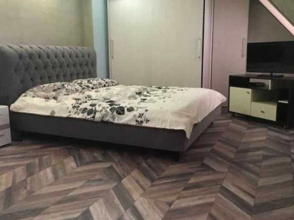 Дава се под наем Тристаен апартамент в София, Център - 63 кв.м за 548.25 € - Снимка #1