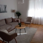 Дава се под наем Двустаен апартамент в София, Център - 60 кв.м за 847.62 € - Снимка #1