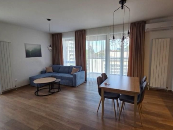 Дава се под наем Двустаен апартамент в София, Бъкстон - 70 кв.м за 749 € - Снимка #1