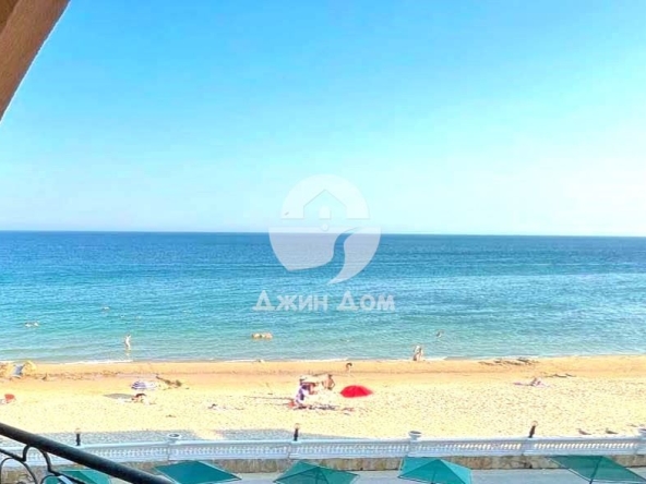 Тристаен апартамент в к.к. Елените - 100 кв.м за 1200 €/кв.м - Снимка #1
