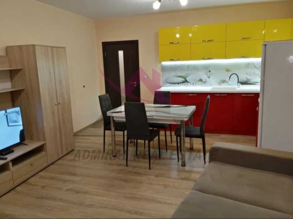 Дава се под наем Двустаен апартамент в Варна, Цветен квартал - 60 кв.м за 550 € - Снимка #1