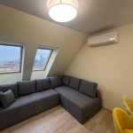 Дава се под наем Тристаен апартамент в София, Зона Б-19 - 80 кв.м за 1224 € - Снимка #1