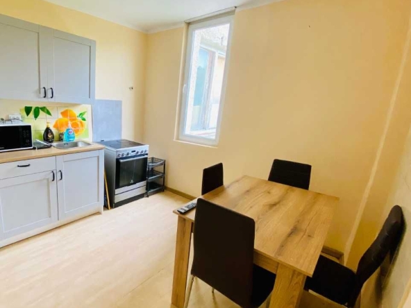 Тристаен апартамент в Малко Търново - 65 кв.м за 424 €/кв.м - Снимка #1