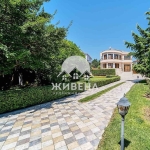 Къща в Варна, м-т Евксиноград - 660 кв.м за 1591 €/кв.м - Снимка #1