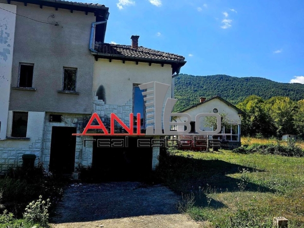 Къща в с. Рибарица, Област София-област - 196 кв.м за 339 €/кв.м - Снимка #1