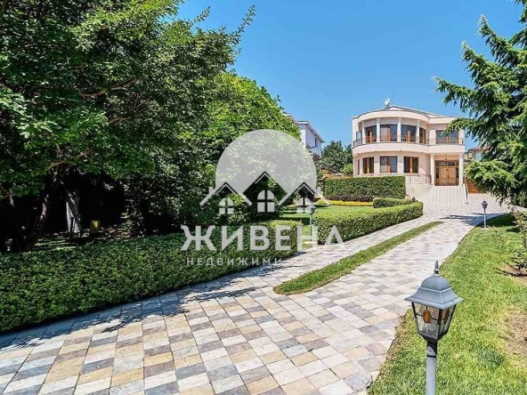 Къща в Варна, м-т Евксиноград - 660 кв.м за 1591 €/кв.м - Снимка #1