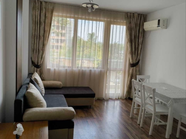 Дава се под наем Двустаен апартамент в Несебър - 50 кв.м за 239.19 € - Снимка #1