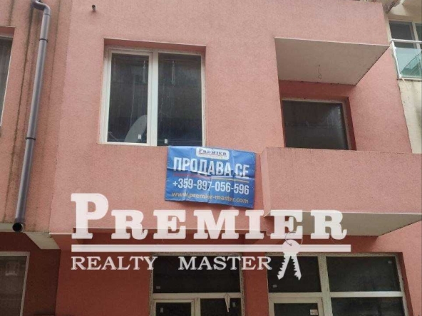 Хотел в Поморие - 430 кв.м за 415 €/кв.м - Снимка #1