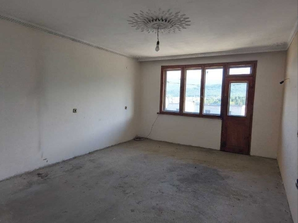 Тристаен апартамент в Берковица - 96 кв.м за 532 €/кв.м - Снимка #1