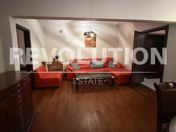 Дава се под наем Четиристаен апартамент в Варна, ВИНС - 110 кв.м за 750 € - Снимка #1