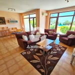 Къща в с. Кошарица, Област Бургас - 165 кв.м за 970 €/кв.м - Снимка #1