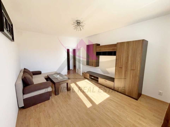 Дава се под наем Тристаен апартамент в Варна, Възраждане 2 - 60 кв.м за 511 € - Снимка #1