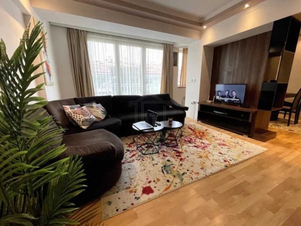 Дава се под наем Тристаен апартамент в Пловдив, Мараша - 84 кв.м за 290.7 € - Снимка #1
