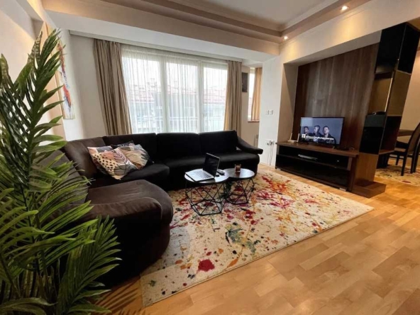 Дава се под наем Тристаен апартамент в Пловдив, Южен - 90 кв.м за 341.7 € - Снимка #1