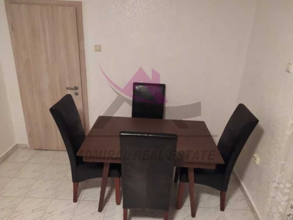 Дава се под наем Двустаен апартамент в Варна, Левски - 60 кв.м за 378.93 € - Снимка #1