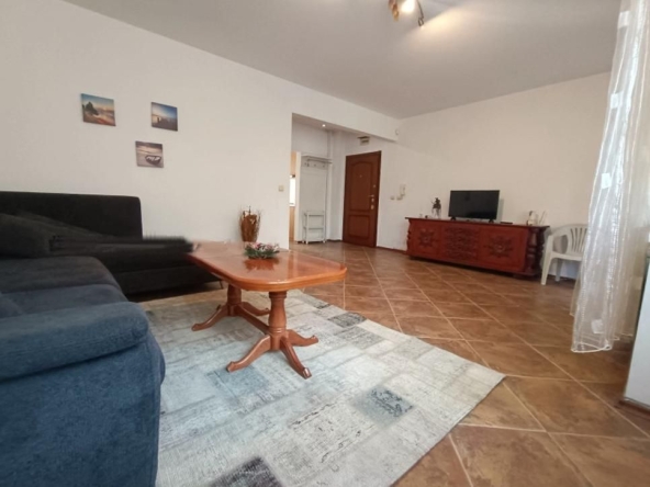 Дава се под наем Тристаен апартамент в София, Медицинска академия - 75 кв.м за 600 € - Снимка #1