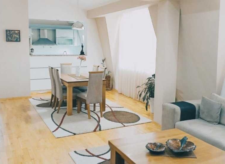 Дава се под наем  в Пловдив, Каменица 1 - 20 кв.м за 61.2 € - Снимка #1