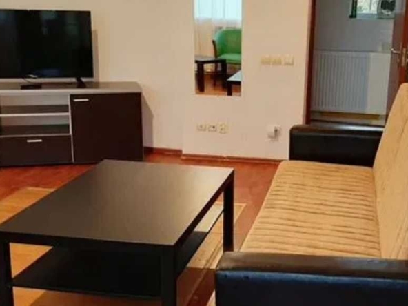 Дава се под наем Двустаен апартамент в Пловдив, Център - 48 кв.м за 188.7 € - Снимка #1