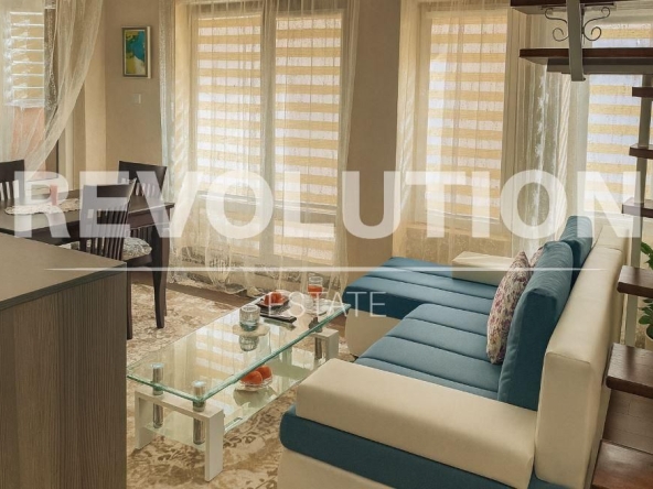 Дава се под наем Тристаен апартамент в Варна, Център - 110 кв.м за 1000 € - Снимка #1