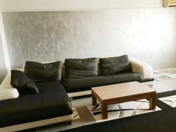 Дава се под наем Двустаен апартамент в Пловдив, Коматево - 60 кв.м за 285.6 € - Снимка #1