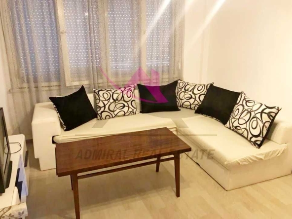 Дава се под наем Двустаен апартамент в Варна, ЖП Гара - 54 кв.м за 357 € - Снимка #1