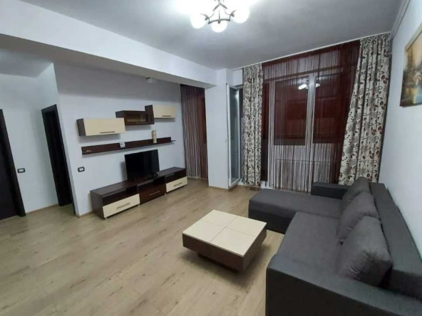 Дава се под наем Двустаен апартамент в Пловдив, Център - 65 кв.м за 295.8 € - Снимка #1