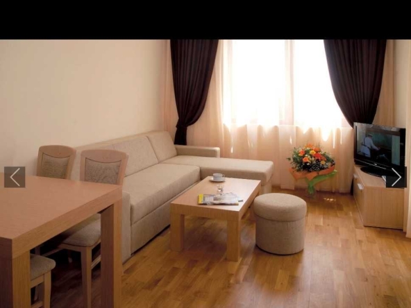 Дава се под наем Едностаен апартамент в к.к. Св.Св. Константин и Елена - 50 кв.м за 510 € - Снимка #1