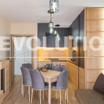 Дава се под наем Двустаен апартамент в Варна, Кайсиева градина - 50 кв.м за 550 € - Снимка #1