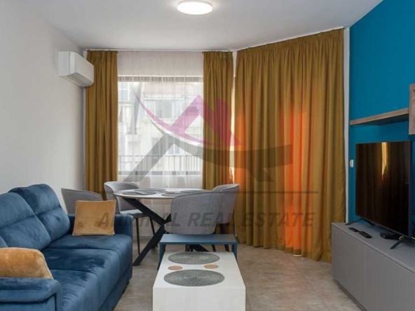 Дава се под наем Тристаен апартамент в Варна, Колхозен пазар - 80 кв.м за 600 € - Снимка #1