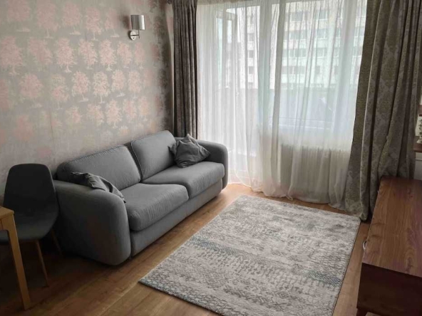 Дава се под наем Двустаен апартамент в Пловдив, Южен - 60 кв.м за 270.3 € - Снимка #1