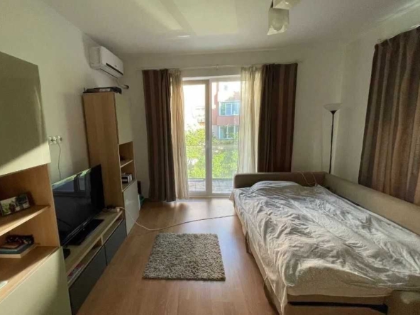 Дава се под наем Тристаен апартамент в Пловдив, Център - 85 кв.м за 285.6 € - Снимка #1