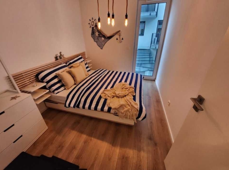 Дава се под наем Едностаен апартамент в Пловдив, Мараша - 37 кв.м за 168.3 € - Снимка #1