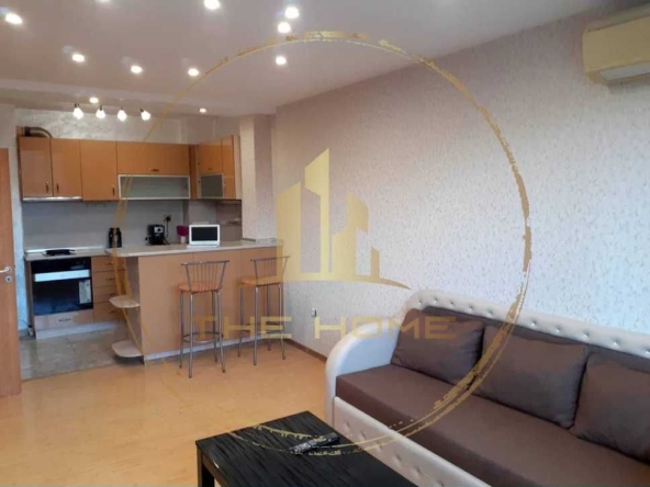 Дава се под наем Двустаен апартамент в Варна, Център - 70 кв.м за 500 € - Снимка #1