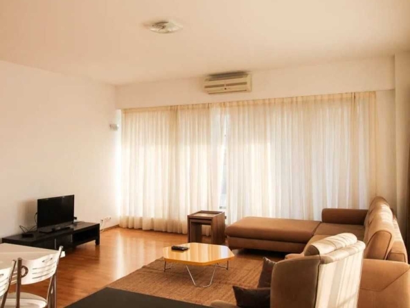 Дава се под наем Тристаен апартамент в Пловдив, Южен - 90 кв.м за 331.5 € - Снимка #1