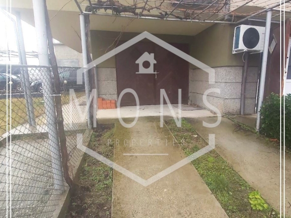 Дава се под наем Гараж / Паркомясто в Севлиево - 21 кв.м за 74.46 € - Снимка #1