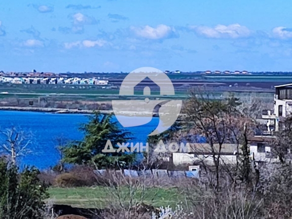 Двустаен апартамент в Поморие - 62 кв.м за 1530 €/кв.м - Снимка #1