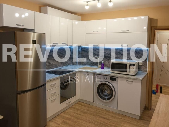 Дава се под наем Двустаен апартамент в Варна, Кайсиева градина - 60 кв.м за 418.71 € - Снимка #1