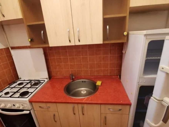 Дава се под наем Едностаен апартамент в Пловдив, Тракия - 45 кв.м за 255 € - Снимка #1