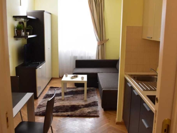 Дава се под наем Двустаен апартамент в Пловдив, Въстанически - 62 кв.м за 357 € - Снимка #1