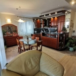 Дава се под наем Четиристаен апартамент в София, Гоце Делчев - 147 кв.м за 1400 € - Снимка #1