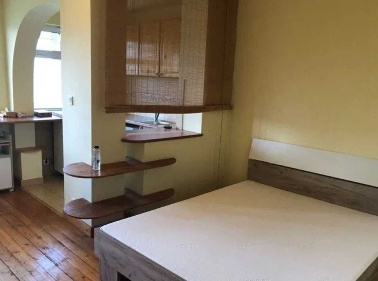 Дава се под наем  в Пловдив, Старият град - 22 кв.м за 102 € - Снимка #1