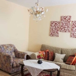 Дава се под наем Двустаен апартамент в Бургас, Възраждане - 80 кв.м за 200 € - Снимка #1