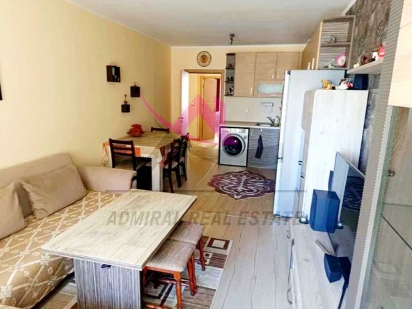 Дава се под наем Тристаен апартамент в Варна, Кайсиева градина - 83 кв.м за 716 € - Снимка #1